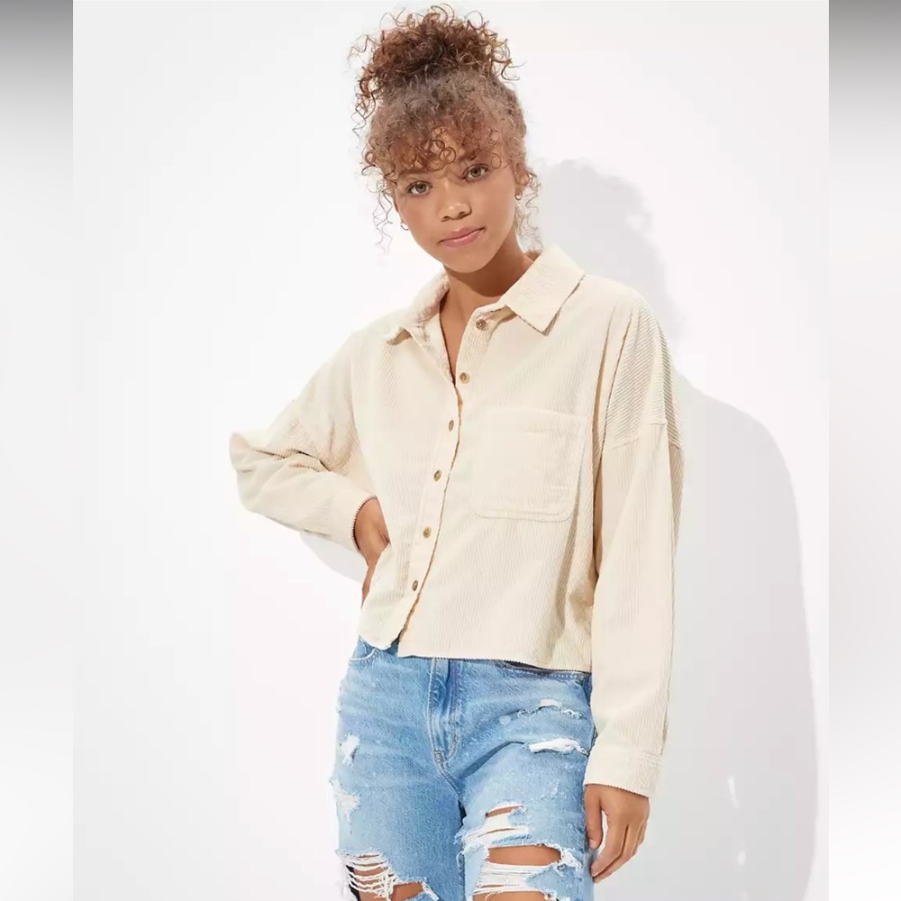 American Eagle corduroy cropped button up long sleeve - NWT